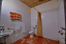 Hygenic Bathroom GTV Resort Bandhavgarh